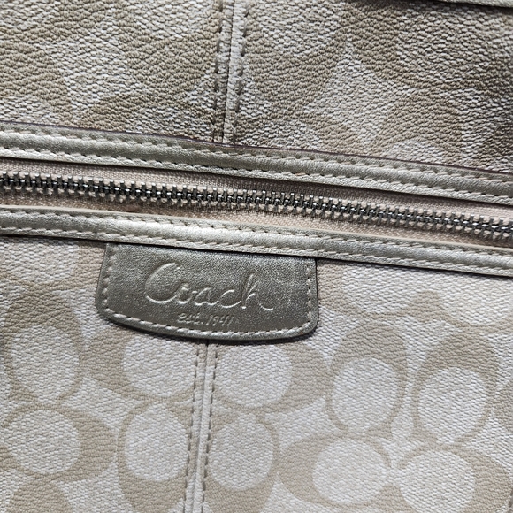 Coach Vintage Shoulder Bag, and wallet Signature, Beige, M1073-F15704 - Picture 5 of 16